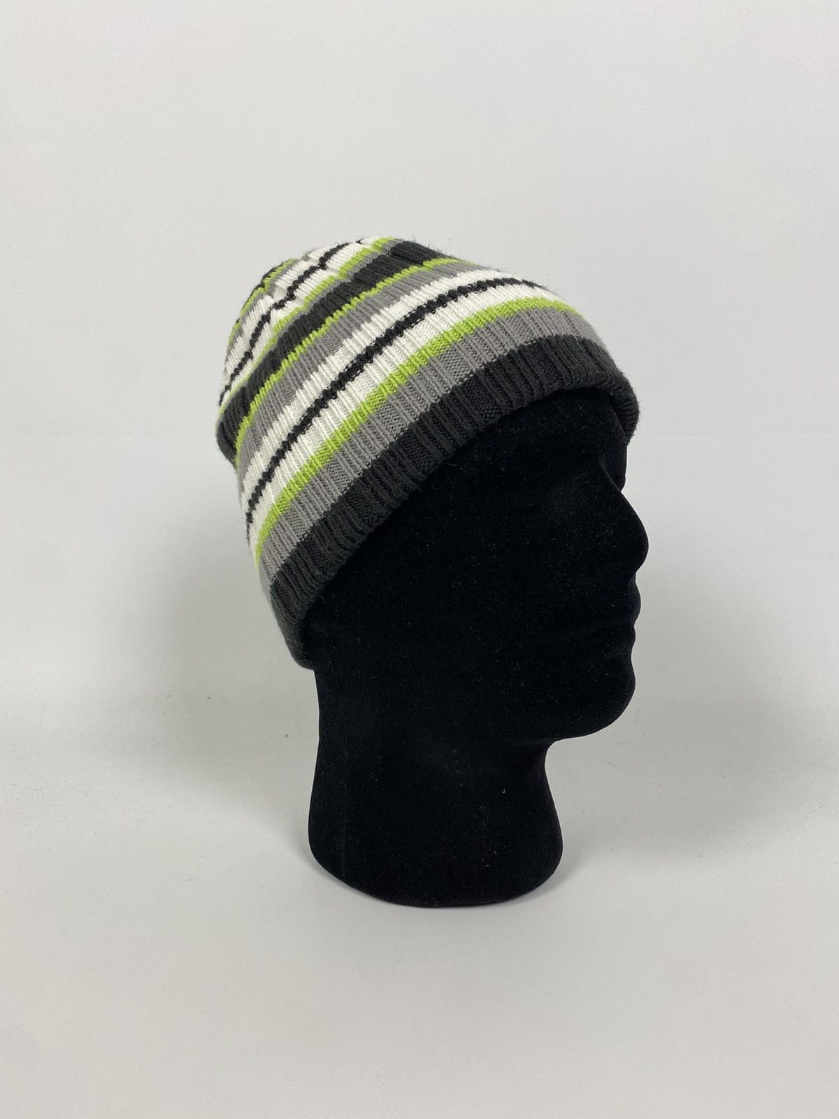Billabong 2000’s Vintage Billabong Reversible Striped Skull Beanie Hat Size ONE SIZE - 5 Thumbnail
