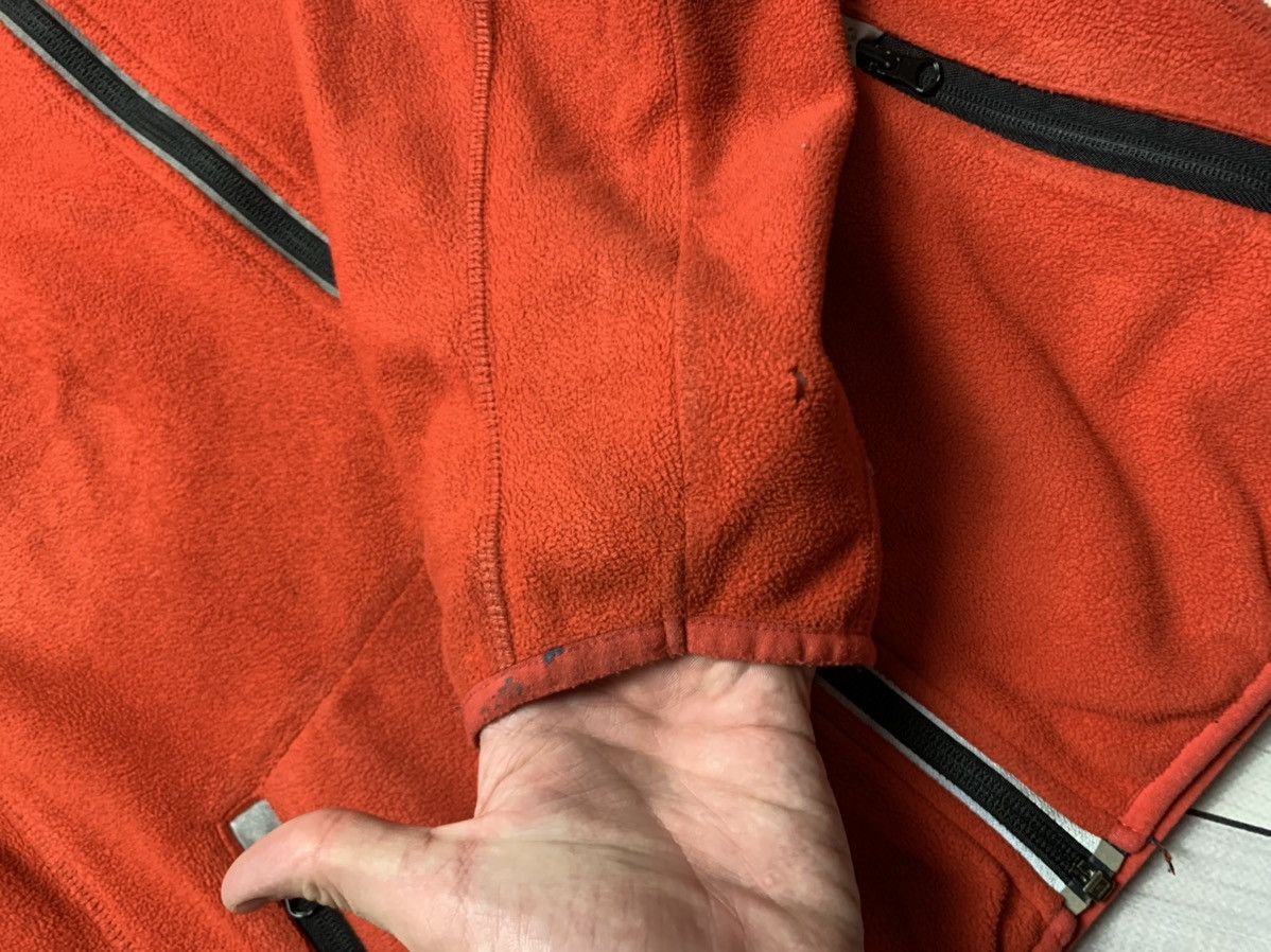 Vintage Vintage Ferrari fleece jacket shell size M red Size US M / EU 48-50 / 2 - 8 Thumbnail