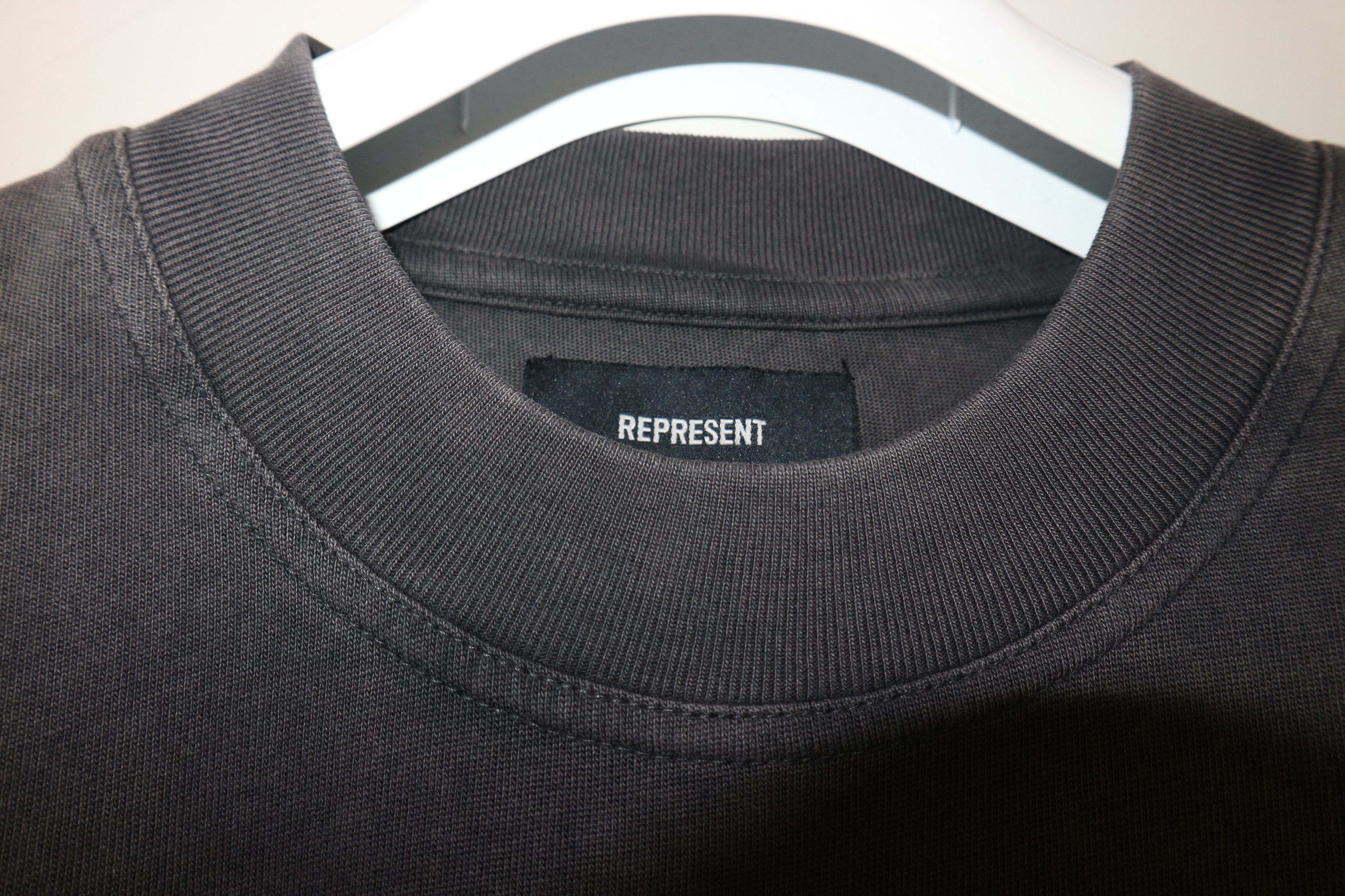 Represent Clo. Shark jaws print t-shirt Size US M / EU 48-50 / 2 - 4 Thumbnail