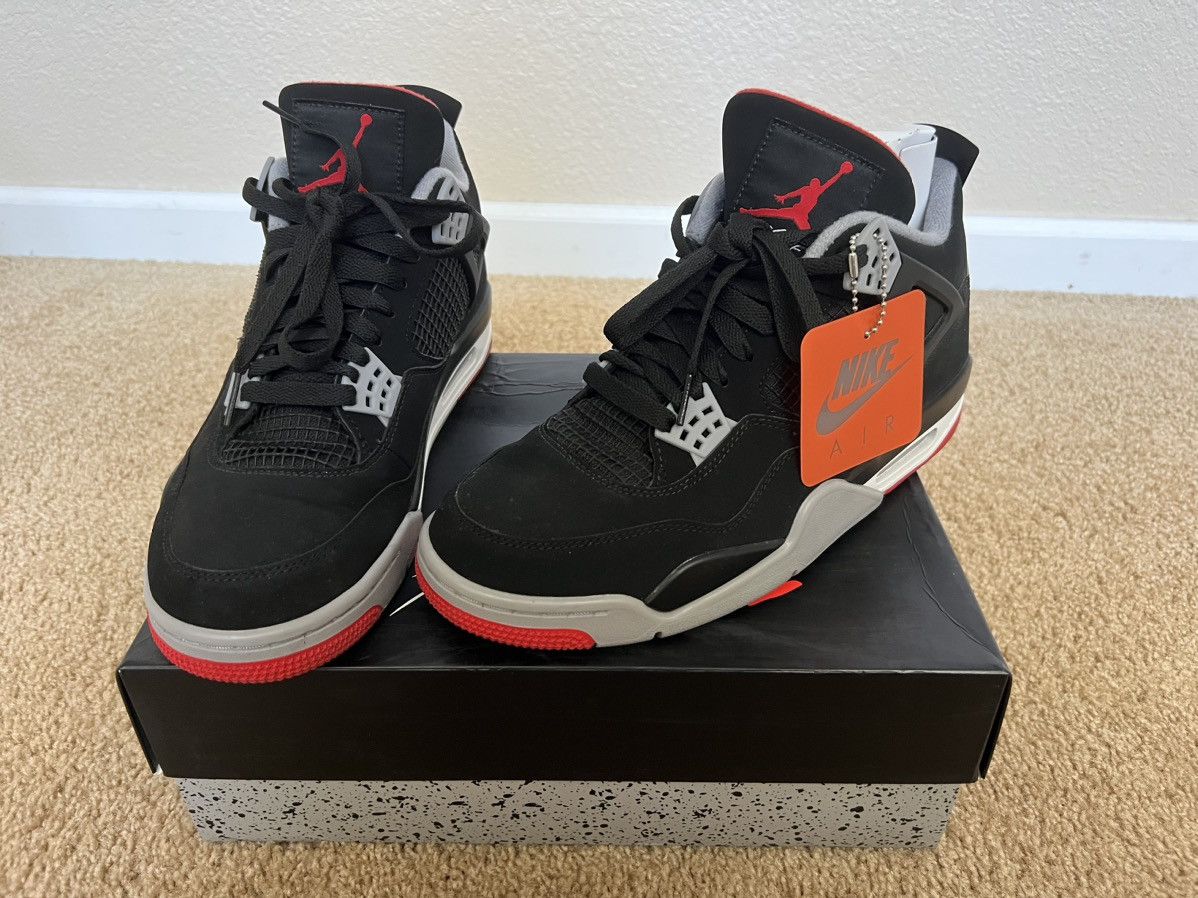 bred 4s size 10.5