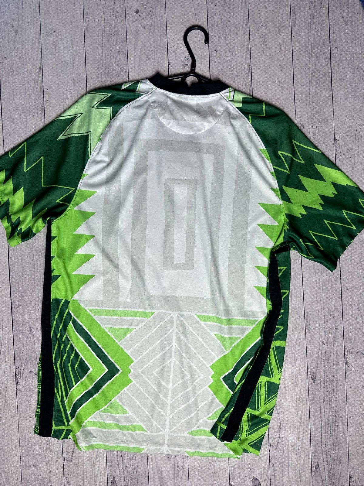 Nike Nike soccer jersey Nigeria 🇳🇬 rare size Xl multicolor Size US XL / EU 56 / 4 - 5 Thumbnail