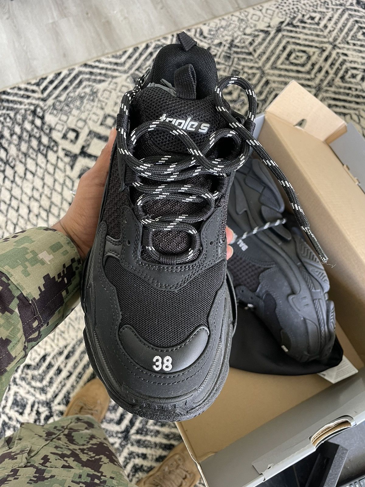 Balenciaga Balenciaga Triple S Size US 8 / IT 38 - 2 Thumbnail