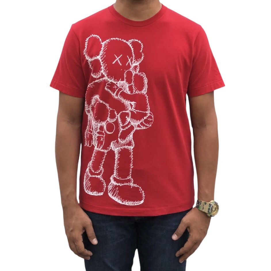 Kaws × Uniqlo Kaws X Uniqlo 2016 Graphic Tee Size US M / EU 48-50 / 2 - 2 Thumbnail