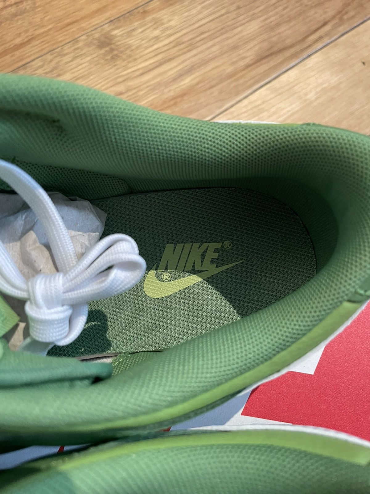 Nike Nike Dunk Low Retro Chlorophyll 2022 Size US 9.5 / EU 42-43 - 6 Thumbnail