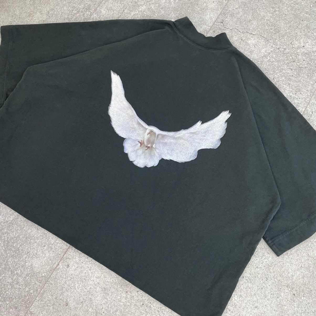 Gap Yeezy Gap Dove no seem Cropped tee t-shirt black Size US M / EU 48-50 / 2 - 2 Thumbnail