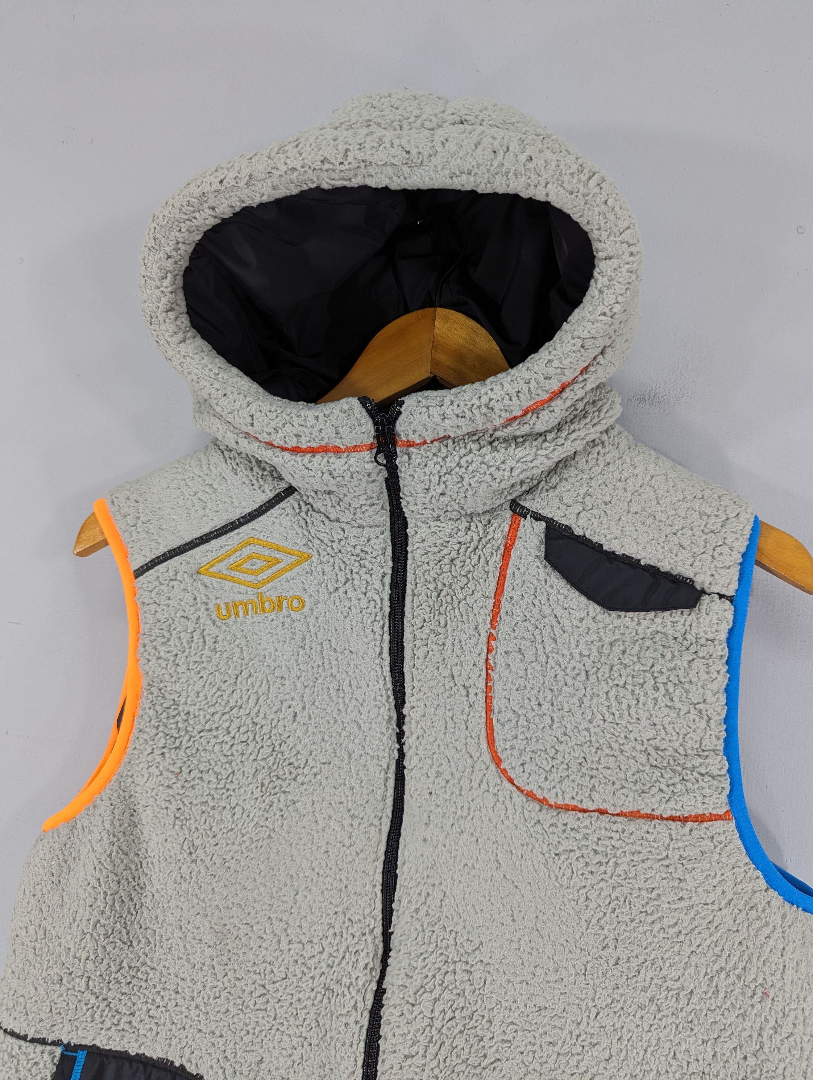 Umbro 🔥RARE🔥Umbro Fleece Deep Pile Hoodie Vest Jacket Size US M / EU 48-50 / 2 - 4 Thumbnail