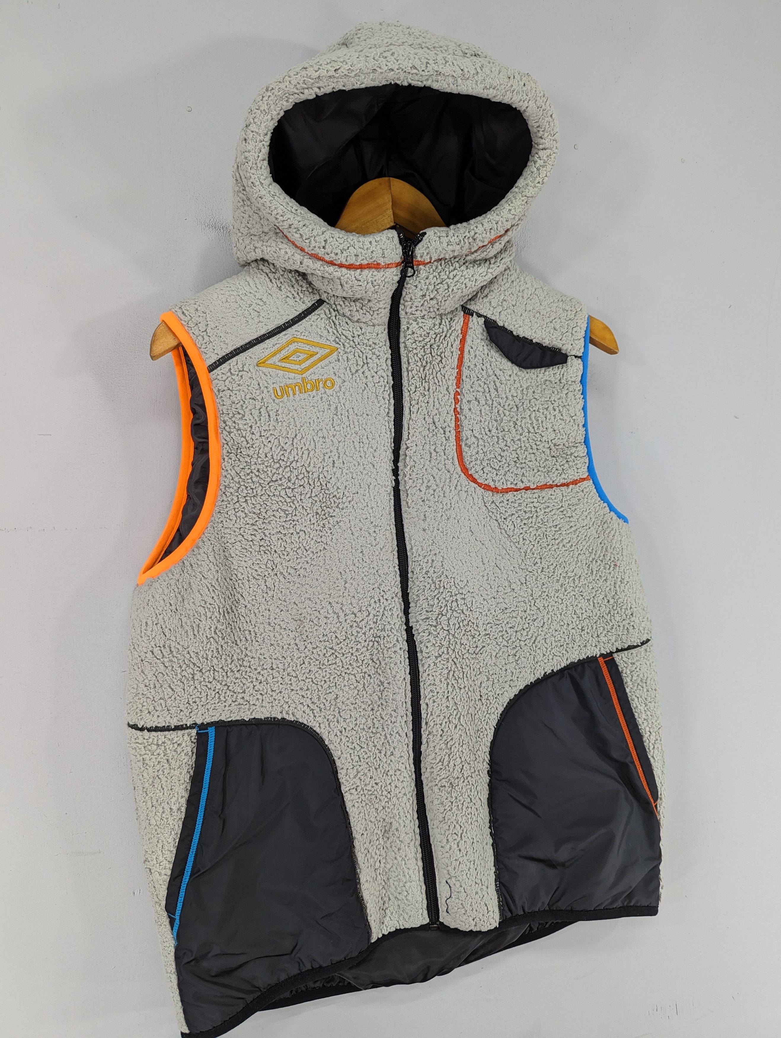 Umbro 🔥RARE🔥Umbro Fleece Deep Pile Hoodie Vest Jacket Size US M / EU 48-50 / 2 - 2 Thumbnail