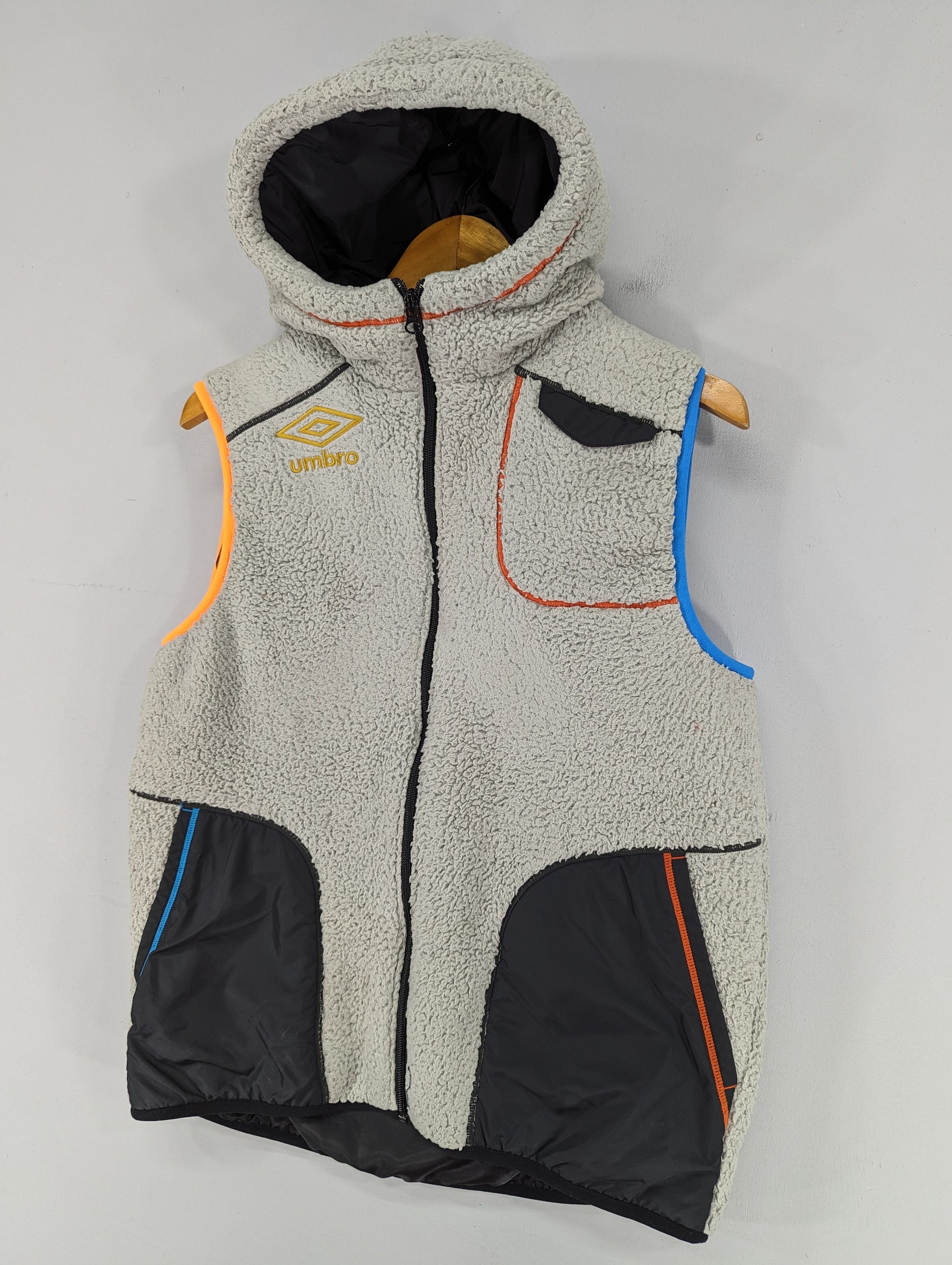 Umbro 🔥RARE🔥Umbro Fleece Deep Pile Hoodie Vest Jacket Size US M / EU 48-50 / 2 - 3 Thumbnail