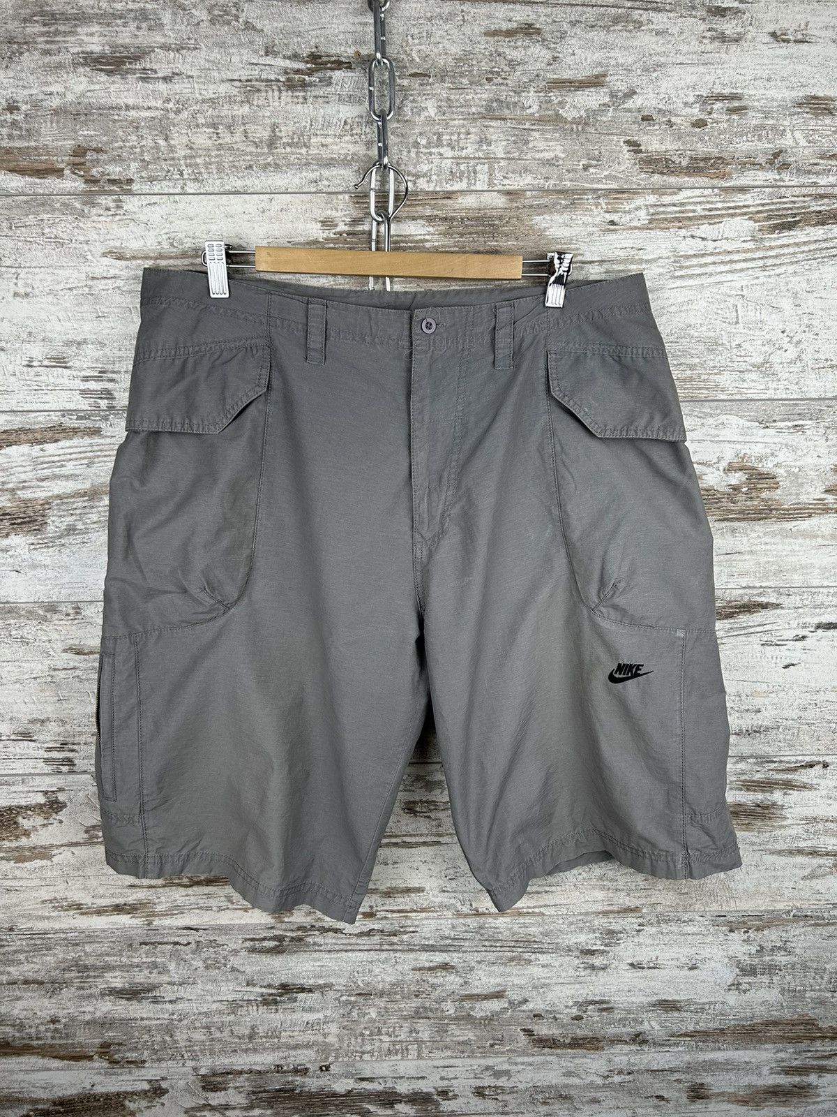 Nike × Vintage Mens Vintage Nike Cargo shorts streetwear y2k rare drill acg Size US 36 / EU 52 - 5 Thumbnail