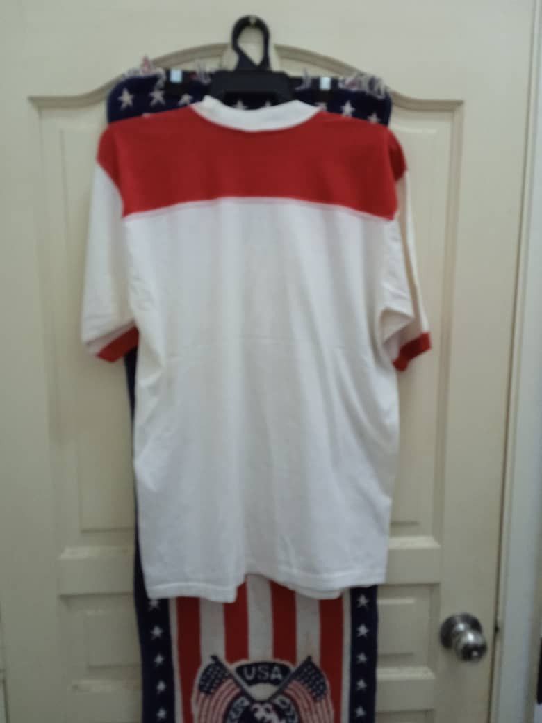 Vintage 🔥BIN/OFFER🔥 VTG 1980 RINGER/RAGLAN TSHIRT Size US XL / EU 56 / 4 - 6 Thumbnail