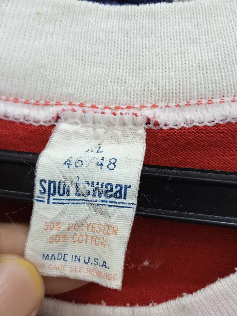 Vintage 🔥BIN/OFFER🔥 VTG 1980 RINGER/RAGLAN TSHIRT Size US XL / EU 56 / 4 - 2 Thumbnail