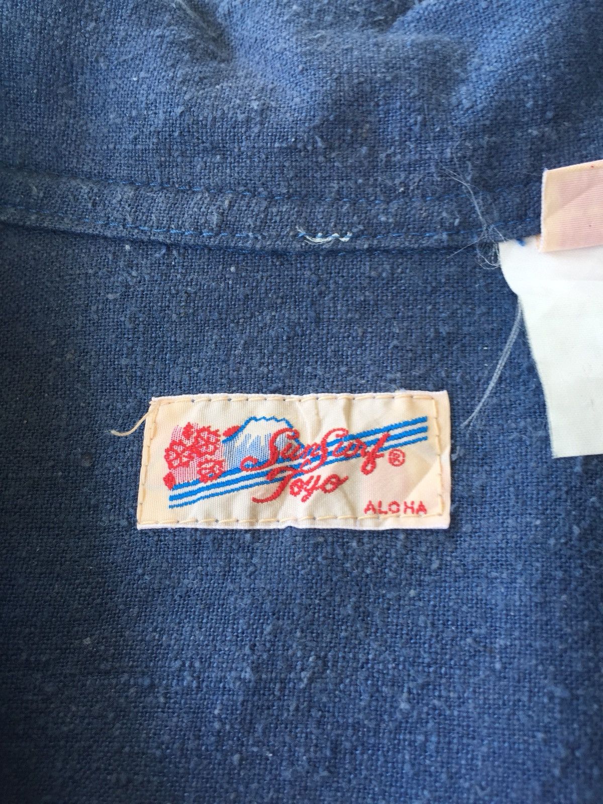Sun Surf GRAIL🔥SunSurf 🇯🇵 Deep Water Motif Pure Silk Hawaii Shirt Size US L / EU 52-54 / 3 - 7 Thumbnail