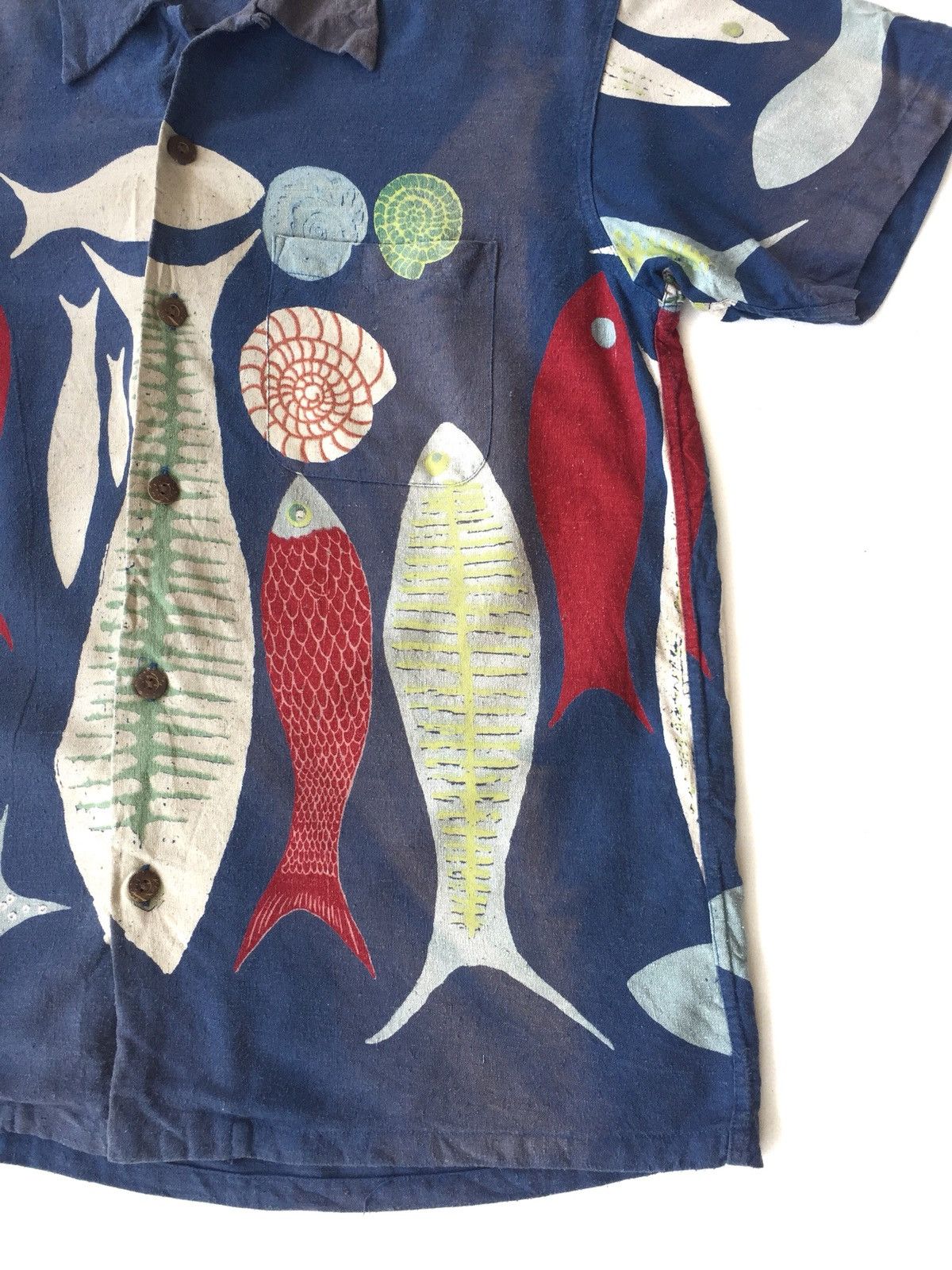 Sun Surf GRAIL🔥SunSurf 🇯🇵 Deep Water Motif Pure Silk Hawaii Shirt Size US L / EU 52-54 / 3 - 4 Thumbnail