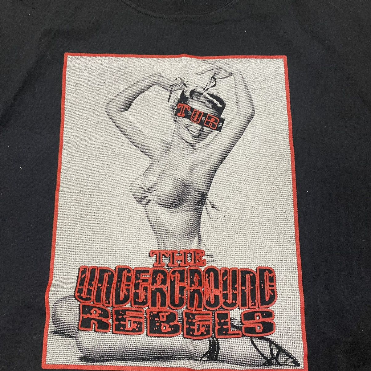 Vintage Vintage Y2K Graphic Tee Black Oversized Streetwear Faded XL Size US XL / EU 56 / 4 - 4 Thumbnail