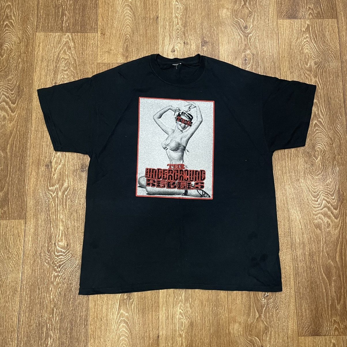 Vintage Vintage Y2K Graphic Tee Black Oversized Streetwear Faded XL Size US XL / EU 56 / 4 - 1 Thumbnail