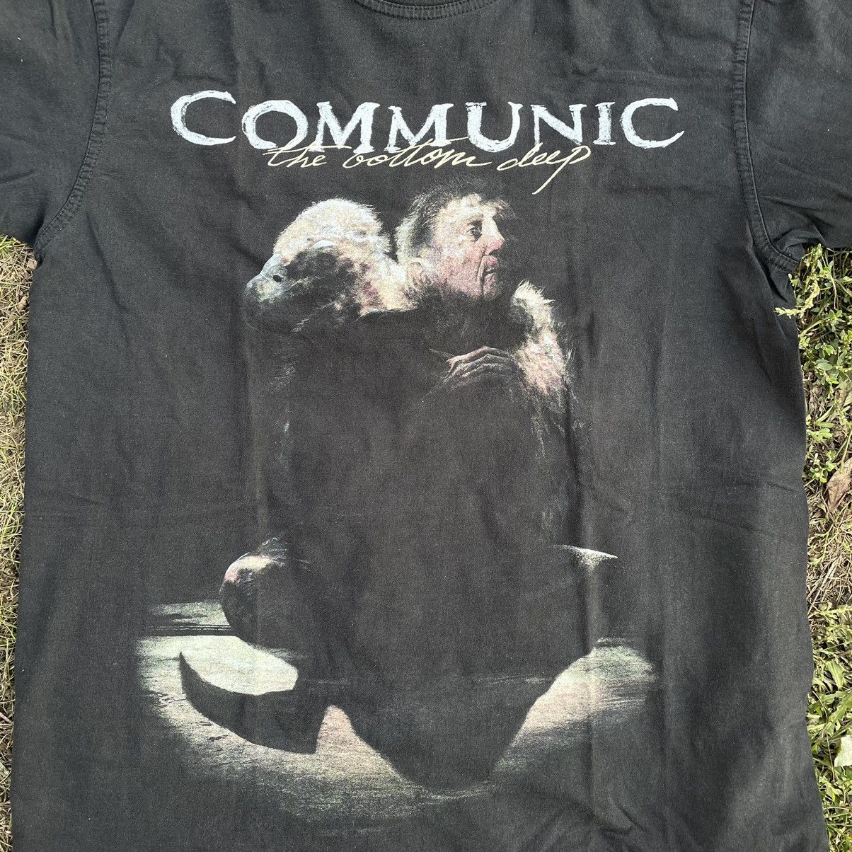 Vintage Vintage Y2K Communic Graphic Tee Dark Horror Grunge Boxy L Size US L / EU 52-54 / 3 - 4 Thumbnail