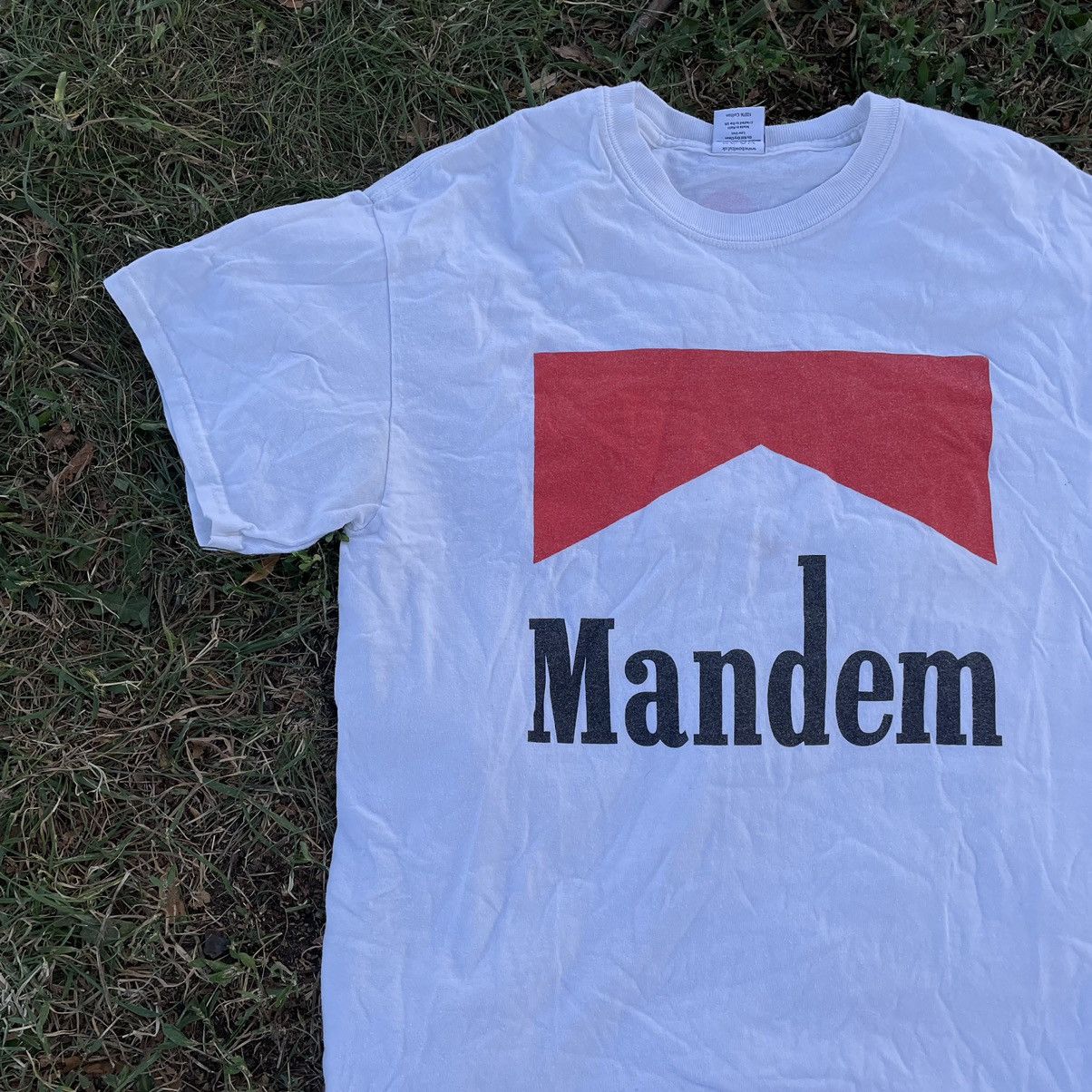 Vintage Vintage Y2K Graphic Tee Mandem Humor Faded White Swag Slim M Size US M / EU 48-50 / 2 - 2 Thumbnail
