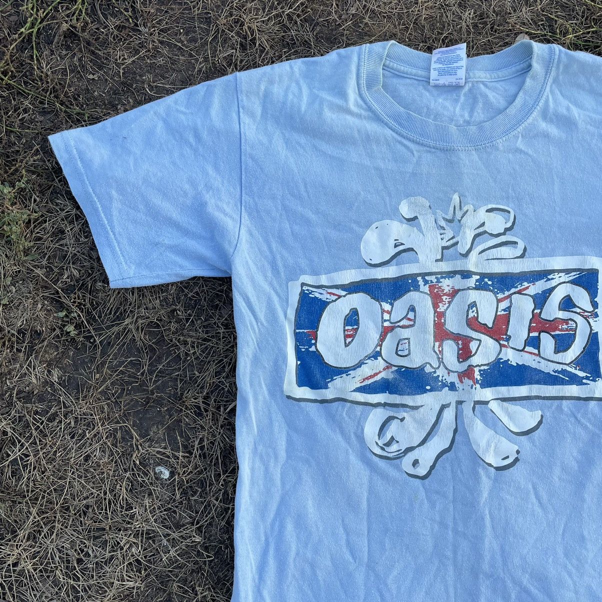 Vintage Vintage Y2K Oasis Sun Faded Graphic Tee Streetwear Cropped M Size US M / EU 48-50 / 2 - 3 Thumbnail
