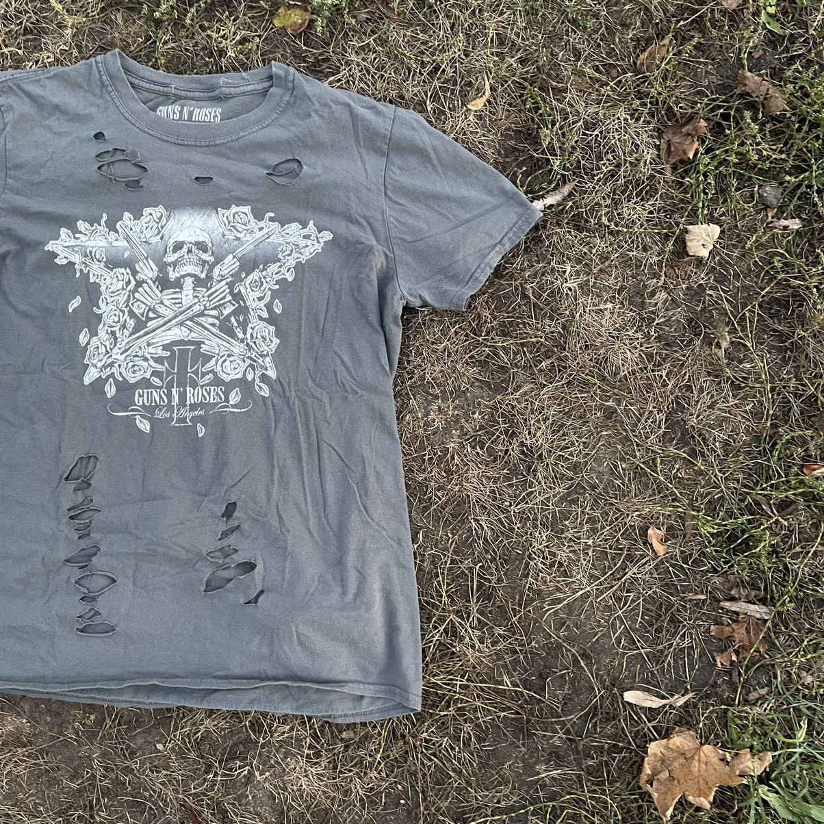 Vintage Vintage Y2K Sun Faded Graphic Band Tee Grunge Streetwear M Size US M / EU 48-50 / 2 - 2 Thumbnail