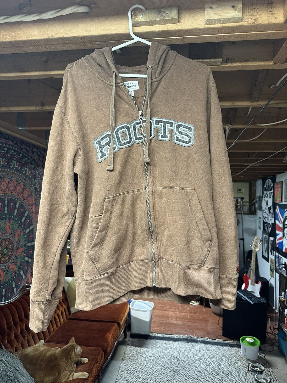 Vintage Vintage Roots Zip-Up Hoodie | Grailed