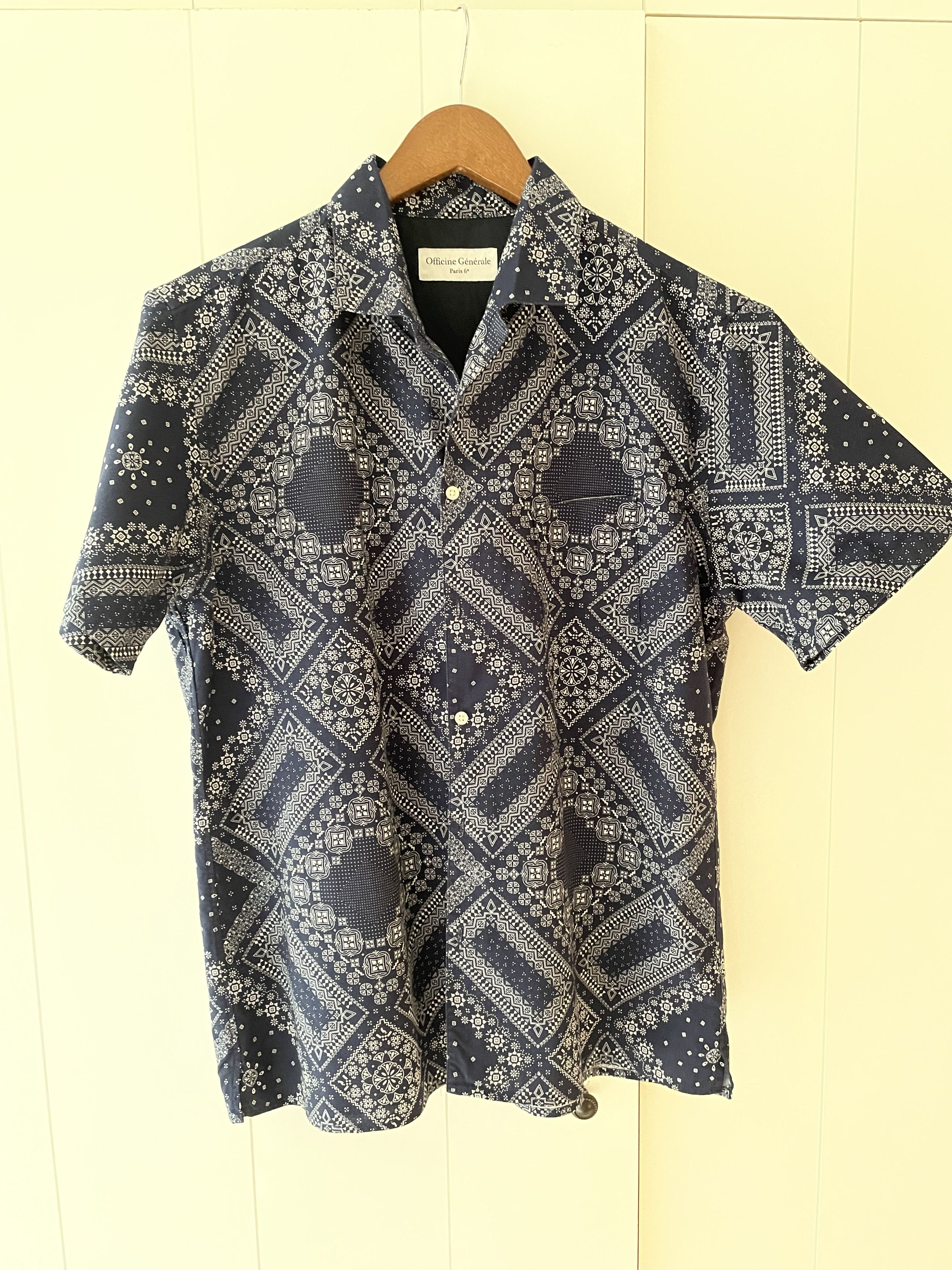 Bandana Print Camp-Collar Shirt L