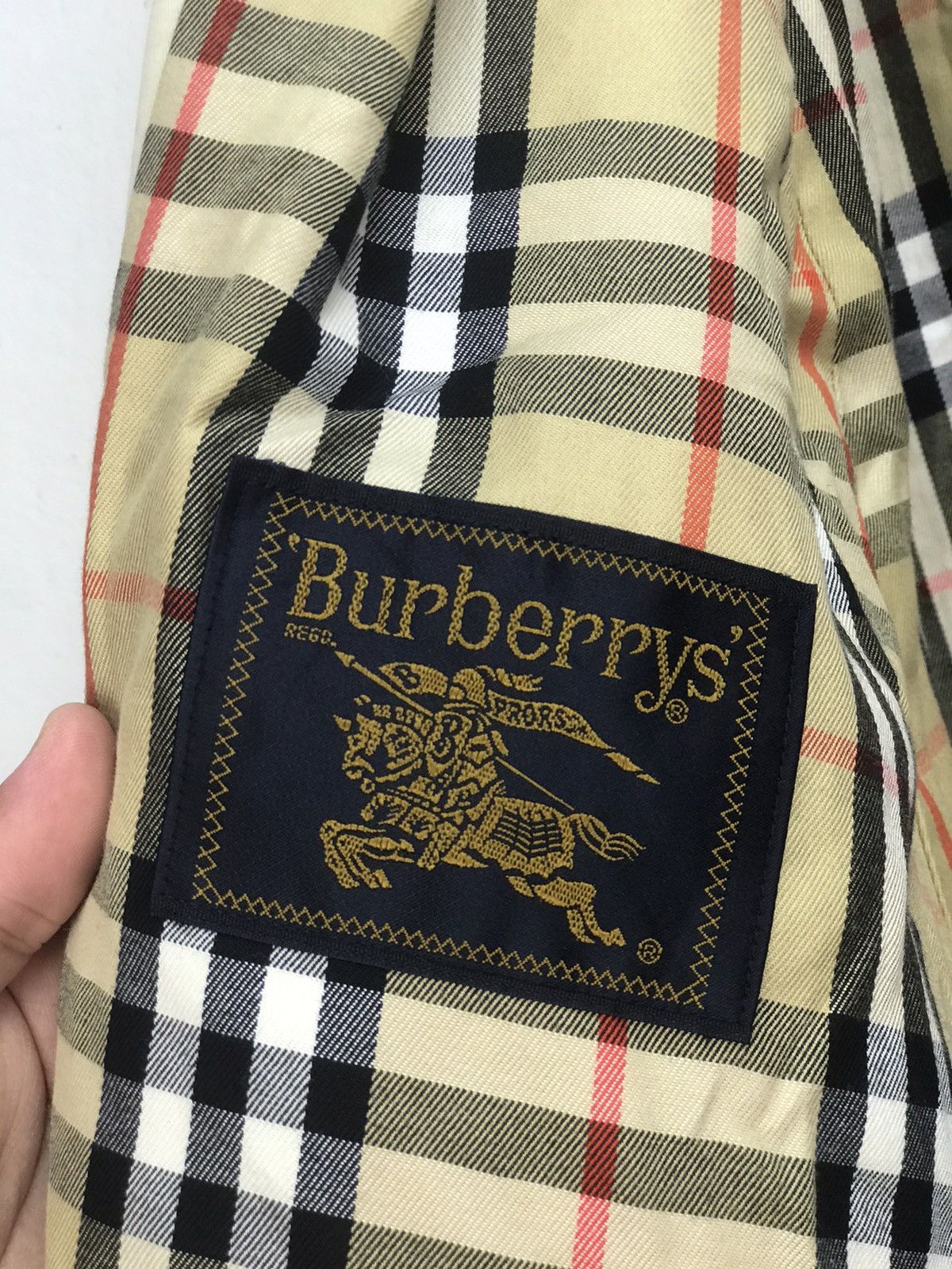 Burberry Authentic Vintage Burberrys Nova Check Trench Coat Size US XL / EU 56 / 4 - 7 Thumbnail