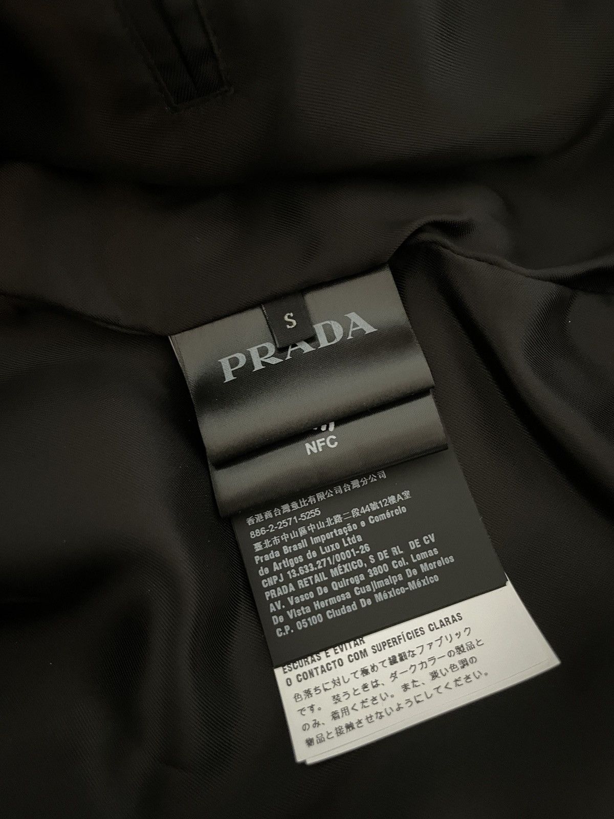 Prada Prada Velvet Jacket Frank Ocean Met Gala RARE Size US S / EU 44-46 / 1 - 10 Thumbnail