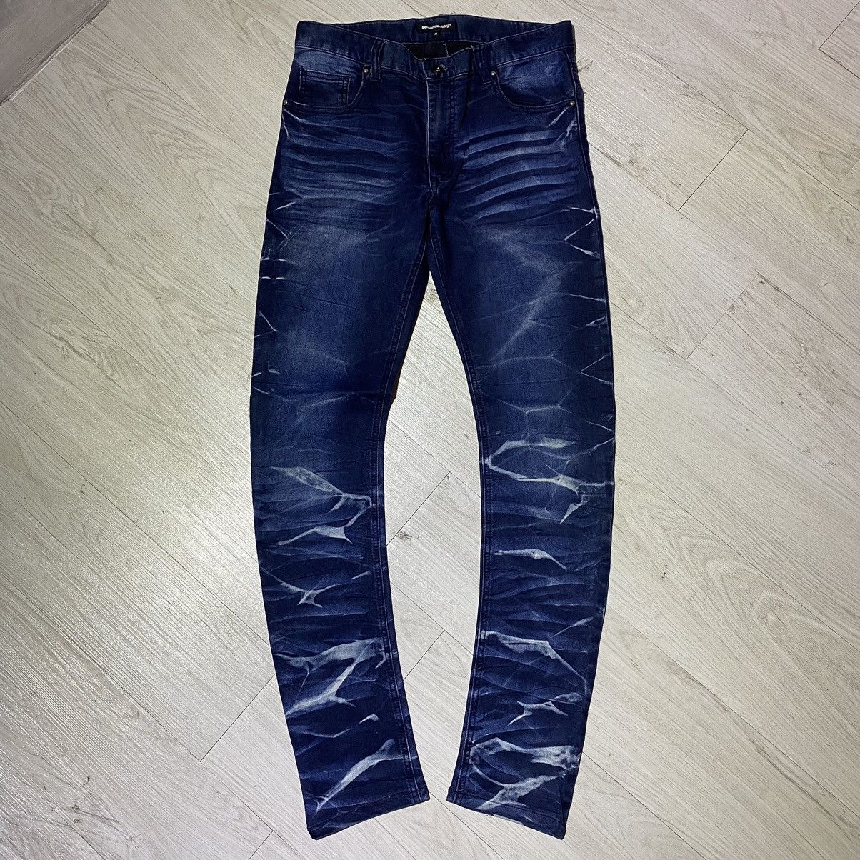 If Six Was Nine × Le Grande Bleu (L.G.B.) Semantic Design Bow Cut Soft Jeans Size US 30 / EU 46 - 1 Thumbnail
