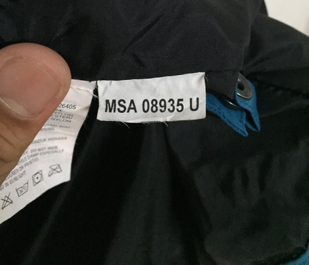Helly Hansen Helly Hansen Jacket watterproof breathable taped seams Size US S / EU 44-46 / 1 - 12 Thumbnail
