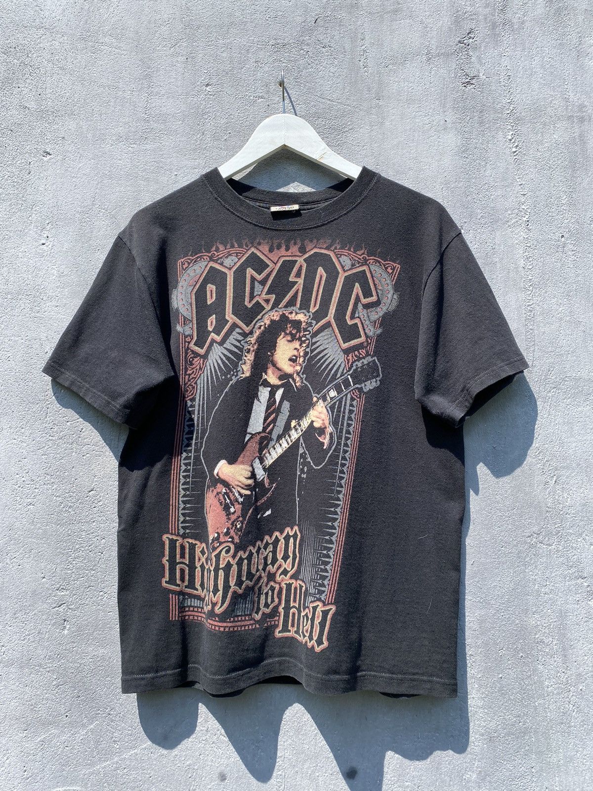 AC/DC Vintage 2000s Ac Dc Highway To Hell Liquid Blue Tag Tee Size US M / EU 48-50 / 2 - 1 Thumbnail