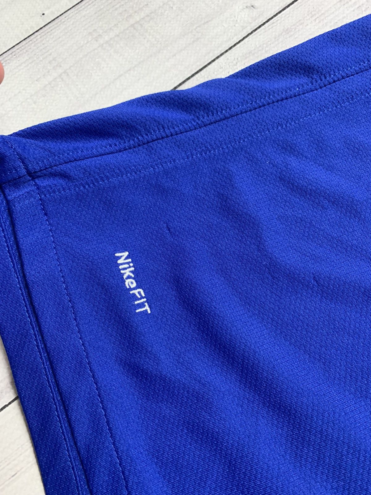 Nike × Vintage Vintage Nike Manchester United Nike blue away Size US L / EU 52-54 / 3 - 7 Thumbnail
