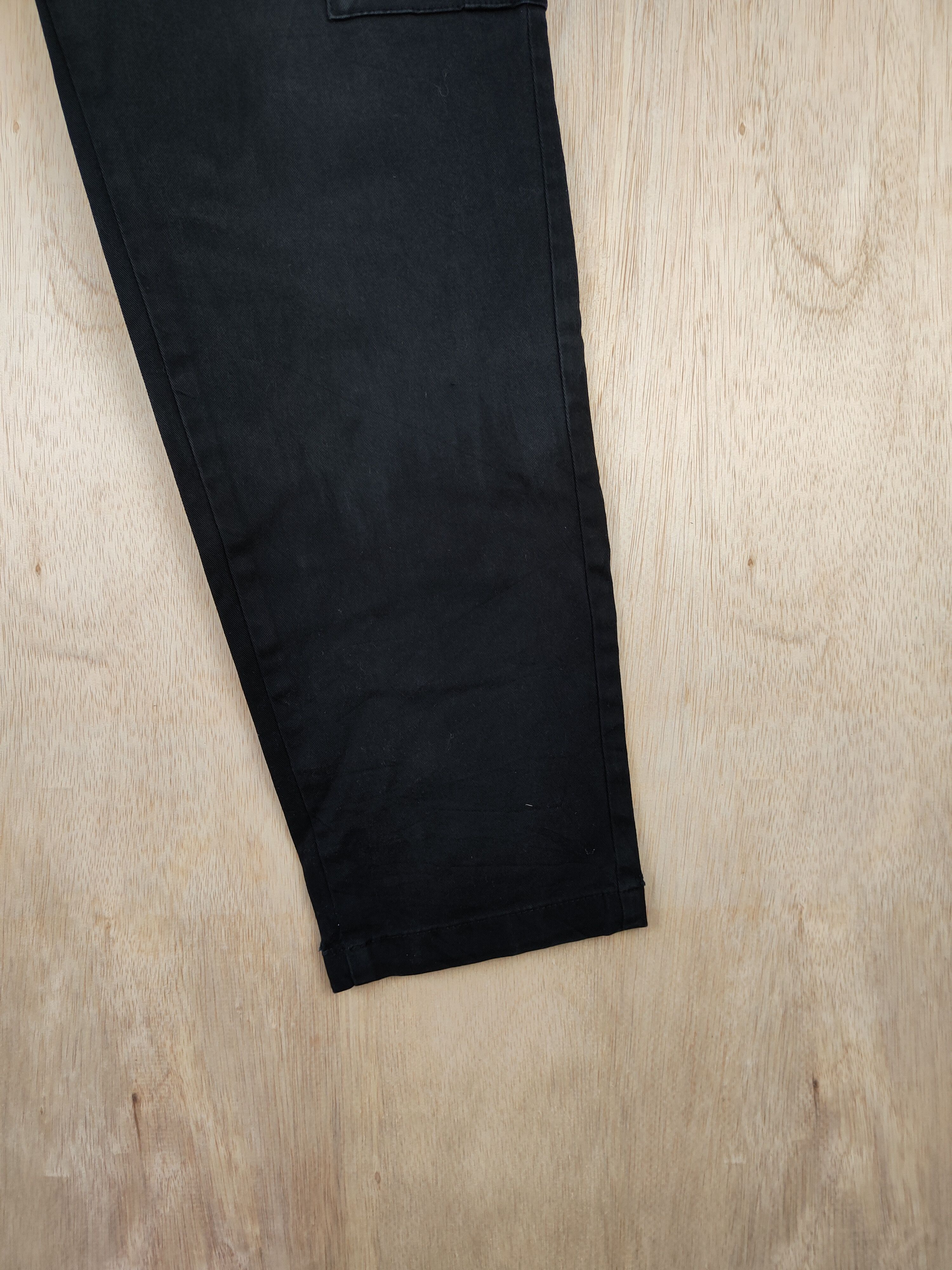 GU × Japanese Brand GU Black multipocket tactical utility Pants #4401 Size US 29 - 7 Thumbnail