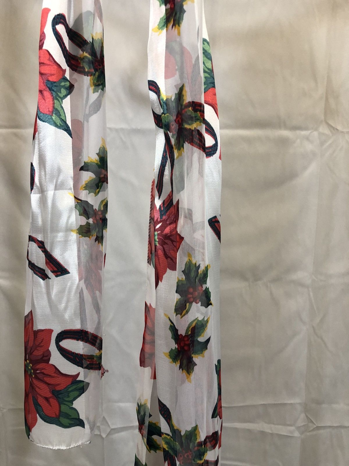 Vintage Vintage White Striped Red Flower Scarf Size ONE SIZE - 8 Thumbnail