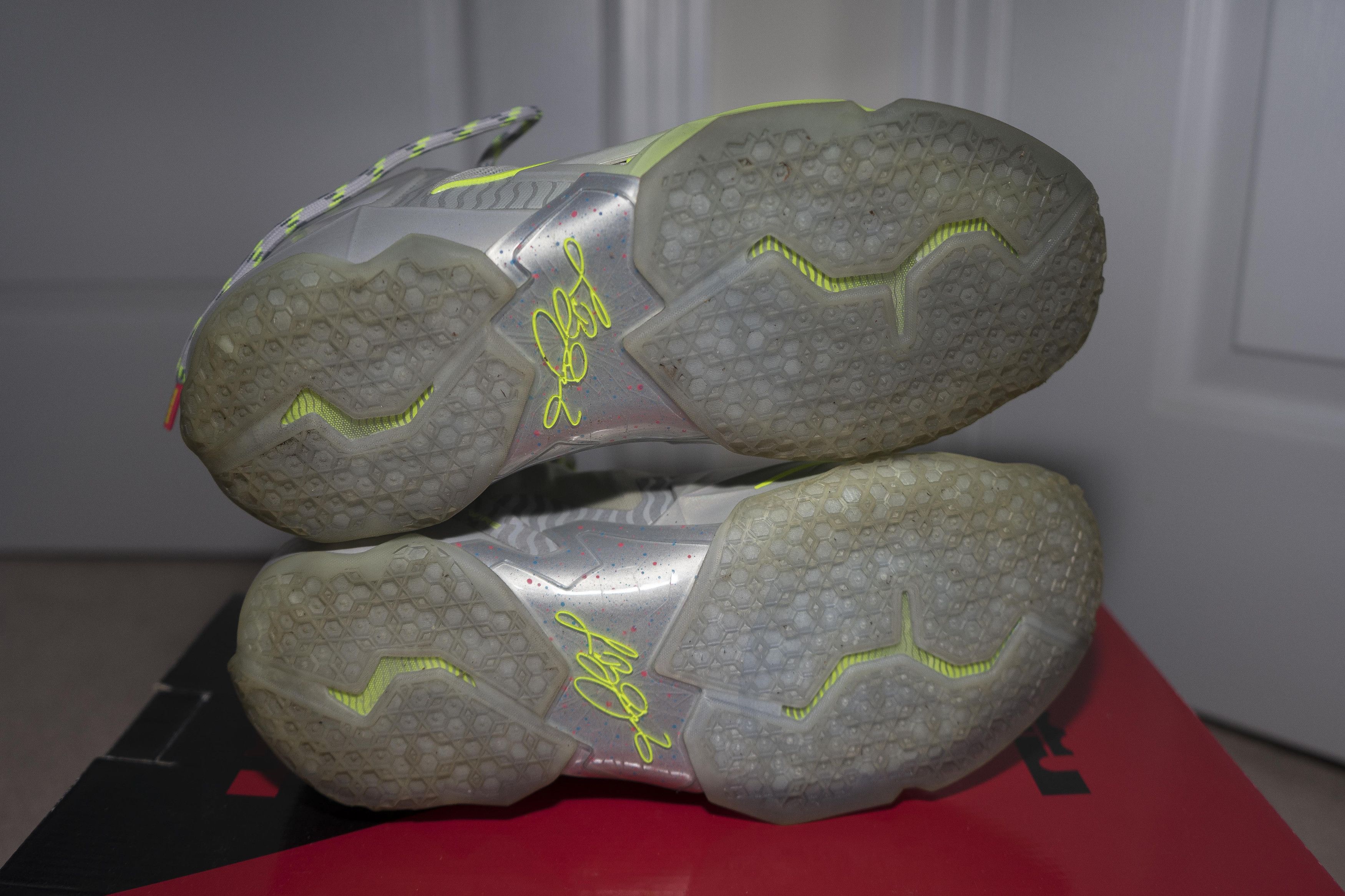 Nike Lebron XI (11) "Collection" - Volt/Grey - Sz 9.5 Size US 9.5 / EU 42-43 - 12 Thumbnail