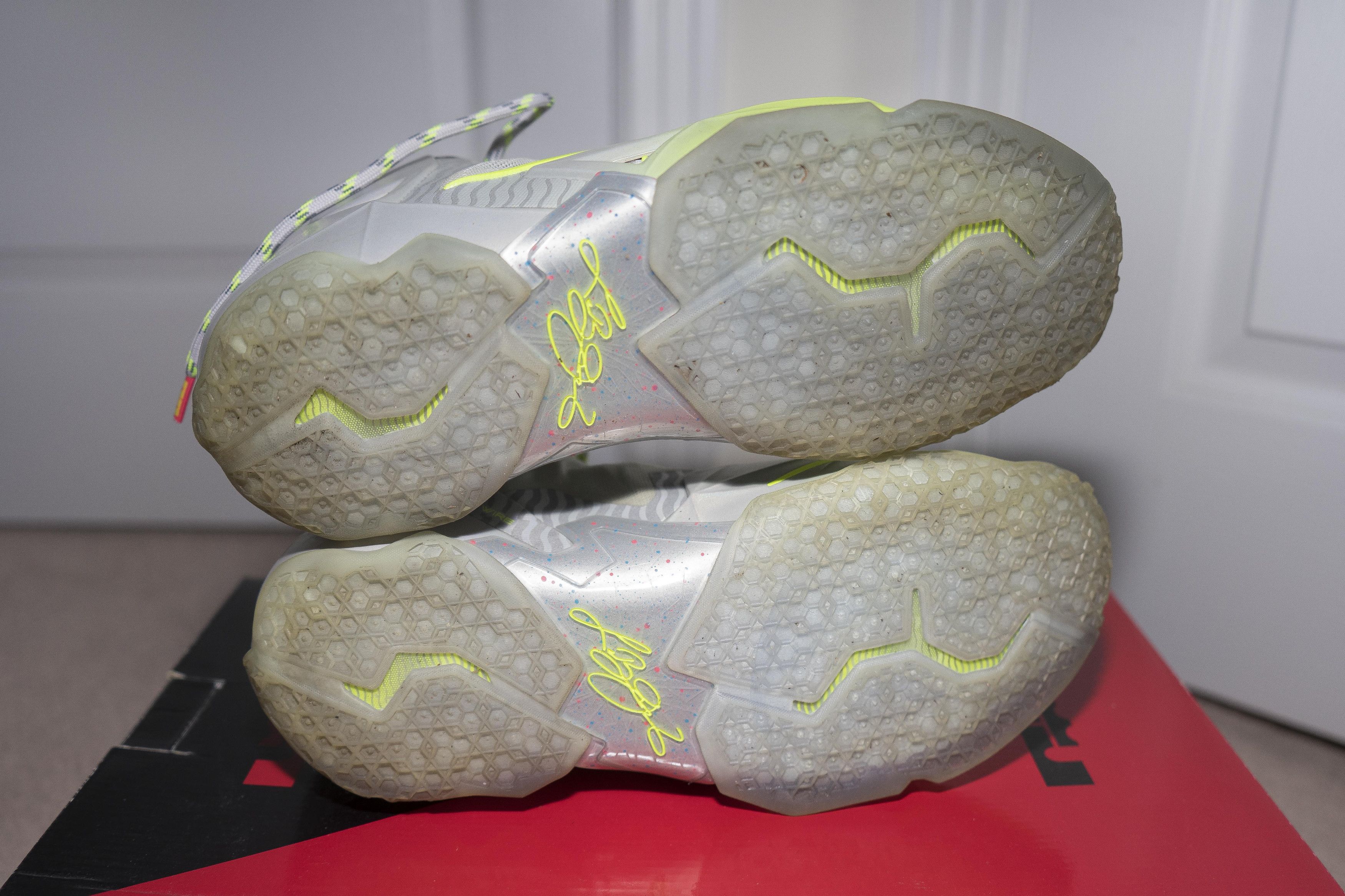 Nike Lebron XI (11) "Collection" - Volt/Grey - Sz 9.5 Size US 9.5 / EU 42-43 - 11 Thumbnail