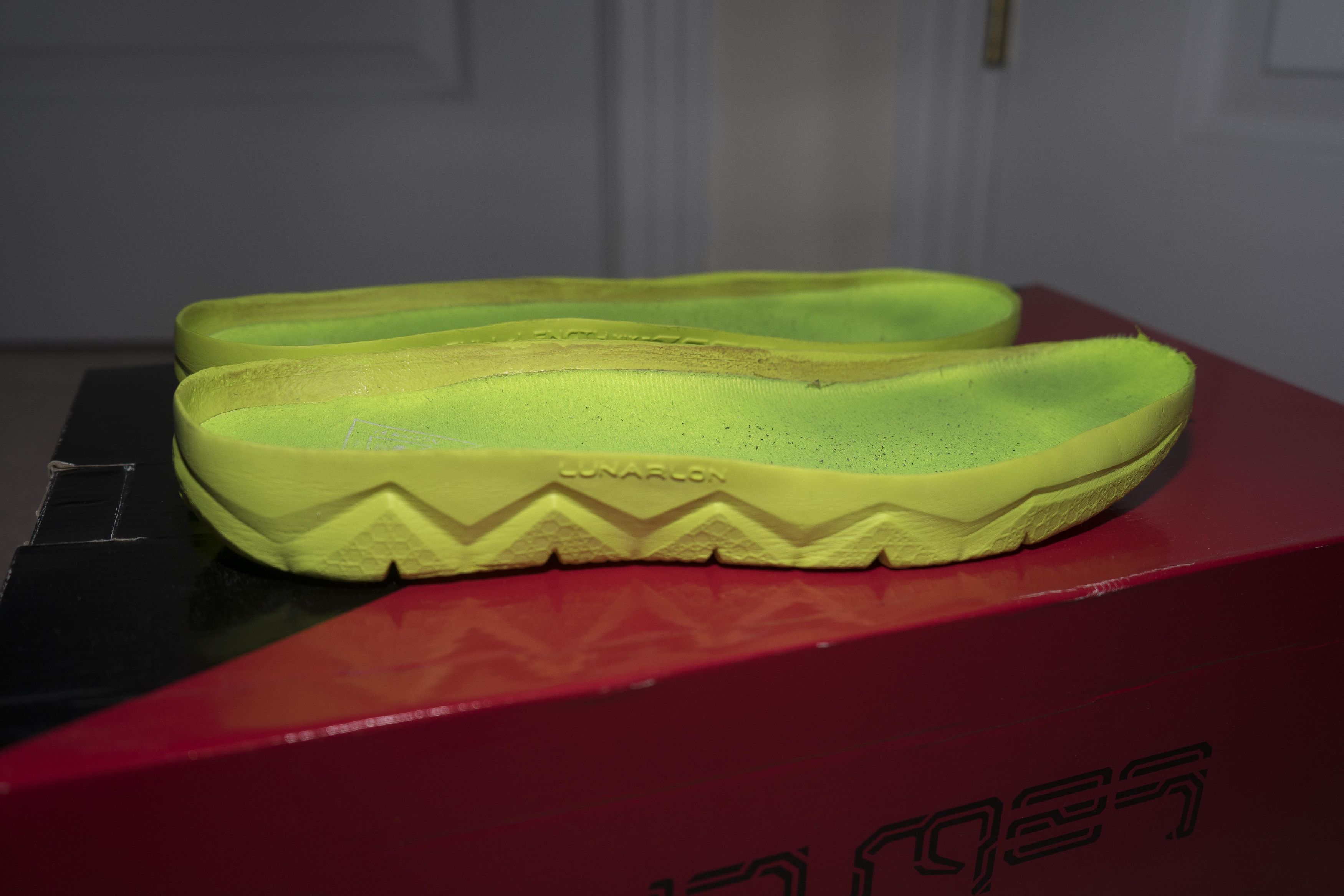 Nike Lebron XI (11) "Collection" - Volt/Grey - Sz 9.5 Size US 9.5 / EU 42-43 - 18 Thumbnail