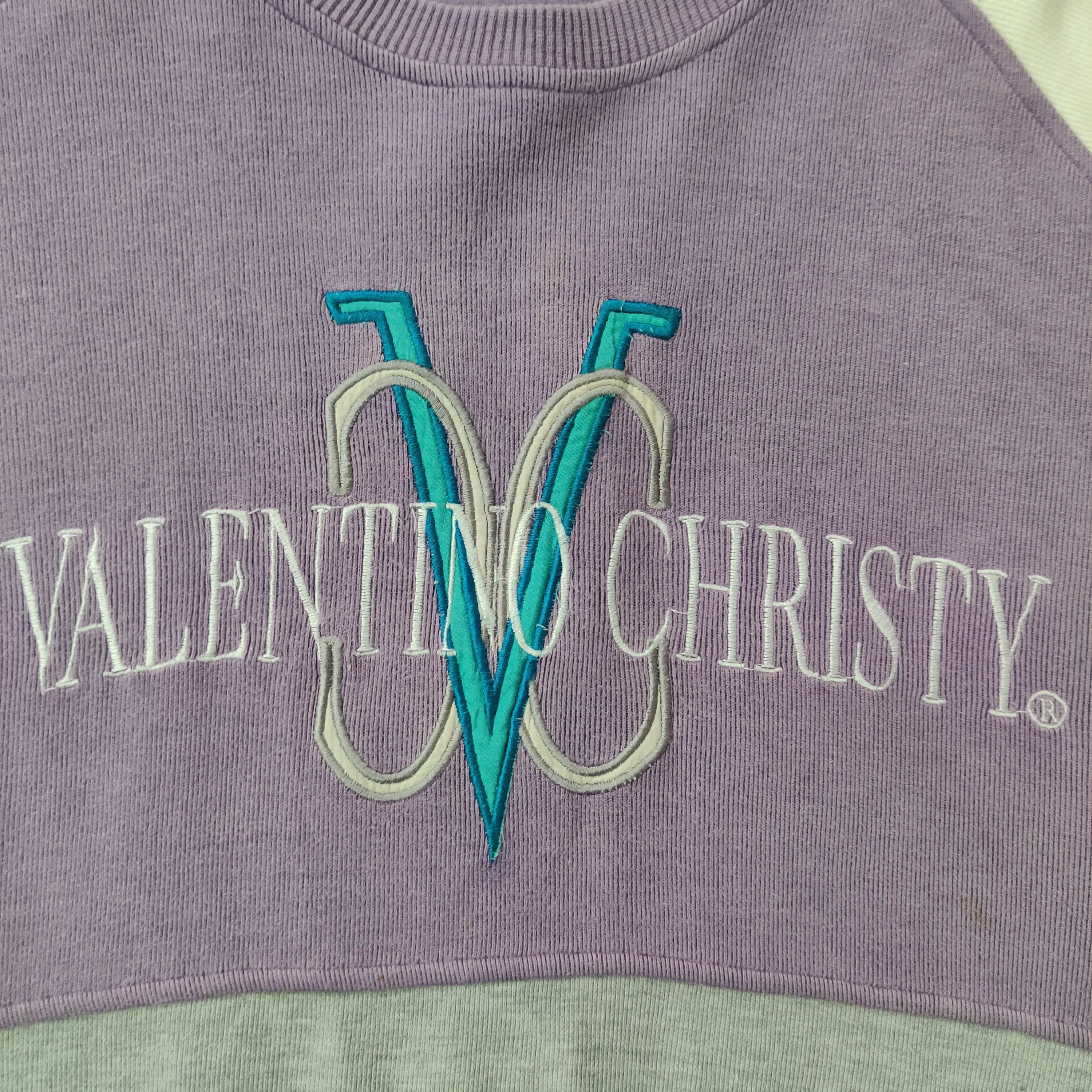 Valentino Vintage Valentino Christy Sweatshirt 3 Tone Embroidery Logo Size US L / EU 52-54 / 3 - 3 Thumbnail