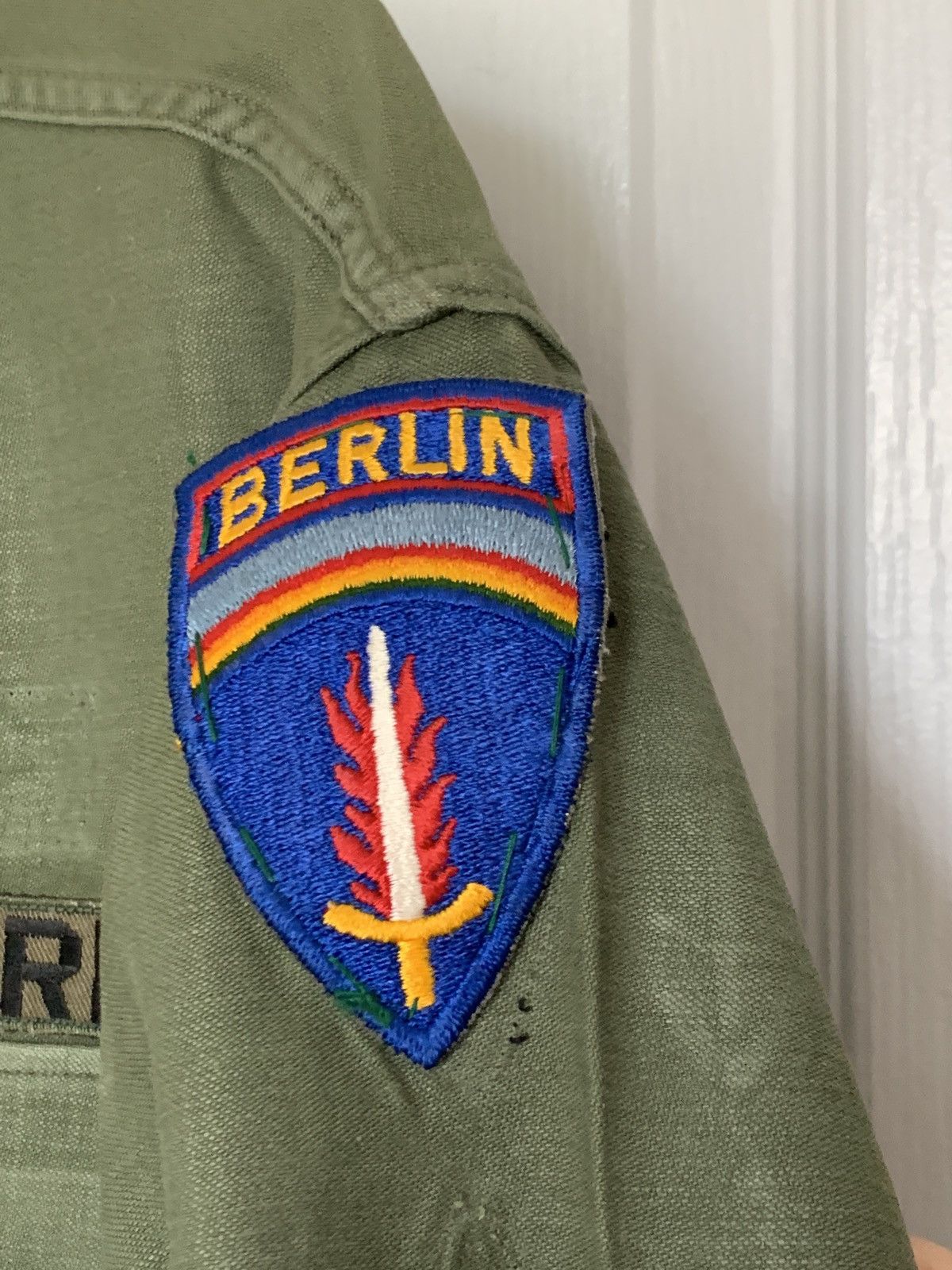 Other BERLIN PATCH U.S. ARMY SHIRT Size US S / EU 44-46 / 1 - 6 Thumbnail