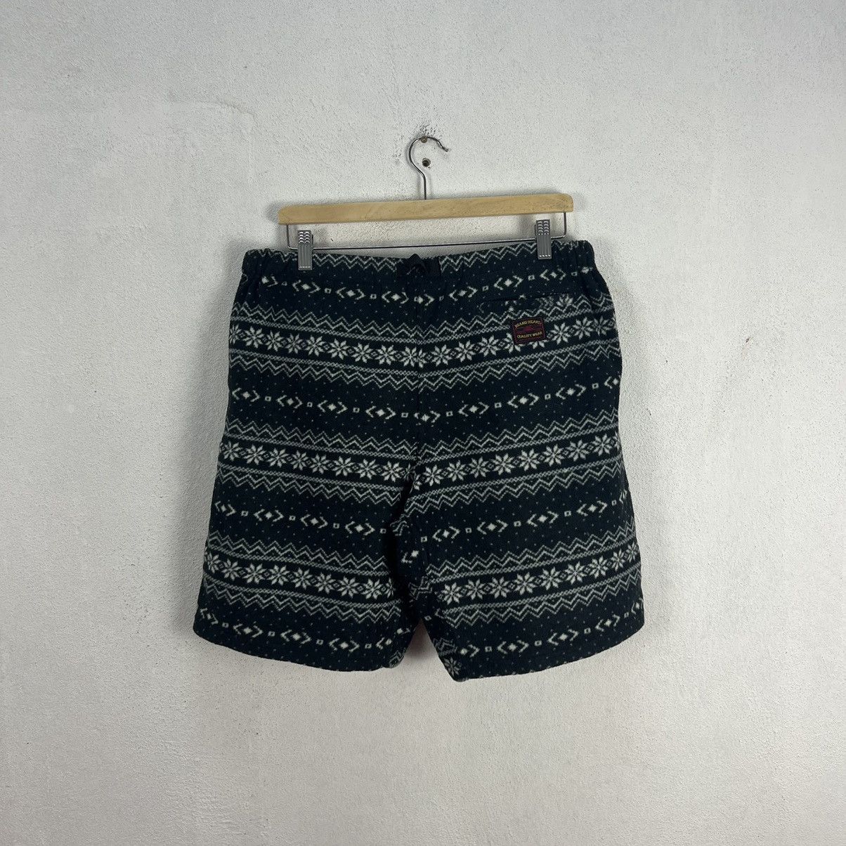 Beams Plus RARE SHORT PANTS BEAMS HEART NAVAJO DESIGN FULL PRINT Size US 30 / EU 46 - 7 Thumbnail
