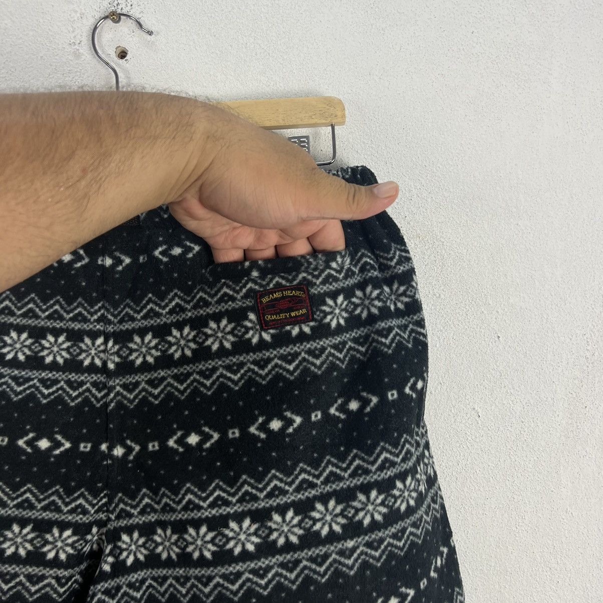 Beams Plus RARE SHORT PANTS BEAMS HEART NAVAJO DESIGN FULL PRINT Size US 30 / EU 46 - 9 Thumbnail