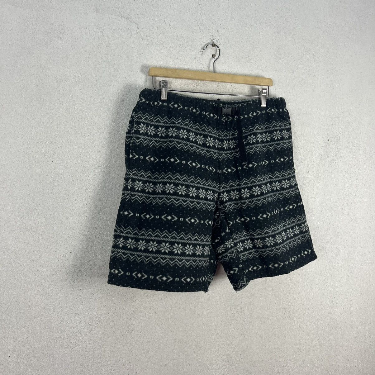 Beams Plus RARE SHORT PANTS BEAMS HEART NAVAJO DESIGN FULL PRINT Size US 30 / EU 46 - 2 Thumbnail