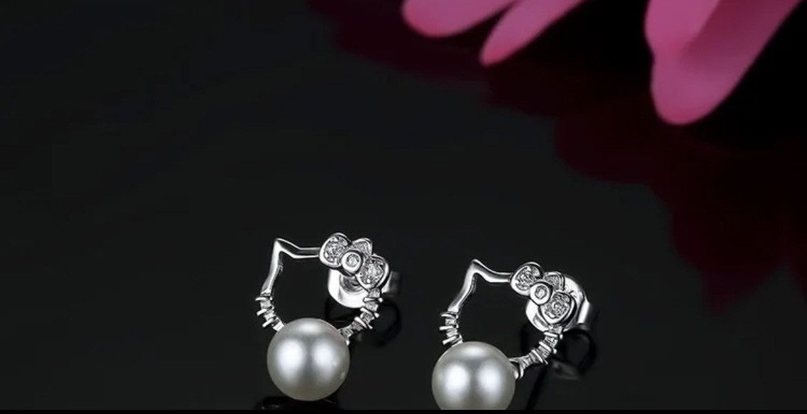 Other White Cubic Zirconia stone pearl earrings Size ONE SIZE - 3 Thumbnail