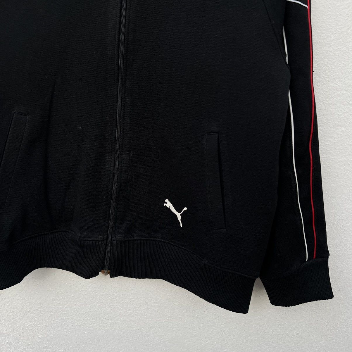 Japanese Brand VINTAGE 80’s TRACKTOP PUMA STREETWEAR STYLE WEAR Size US M / EU 48-50 / 2 - 3 Thumbnail