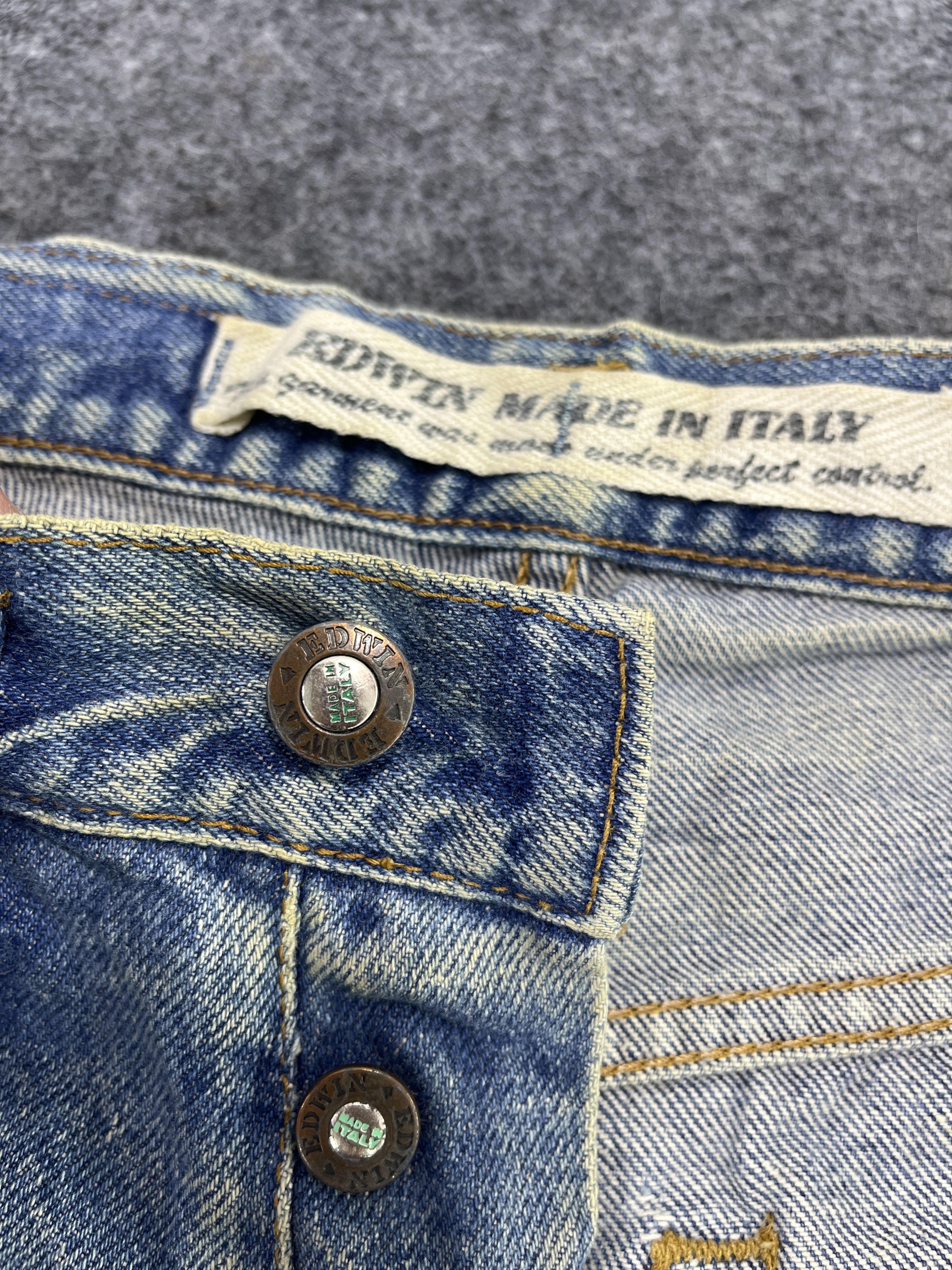 Edwin Edwin High Waisted Jeans Repair Denim - J792 Size 28" / US 6 / IT 42 - 7 Thumbnail