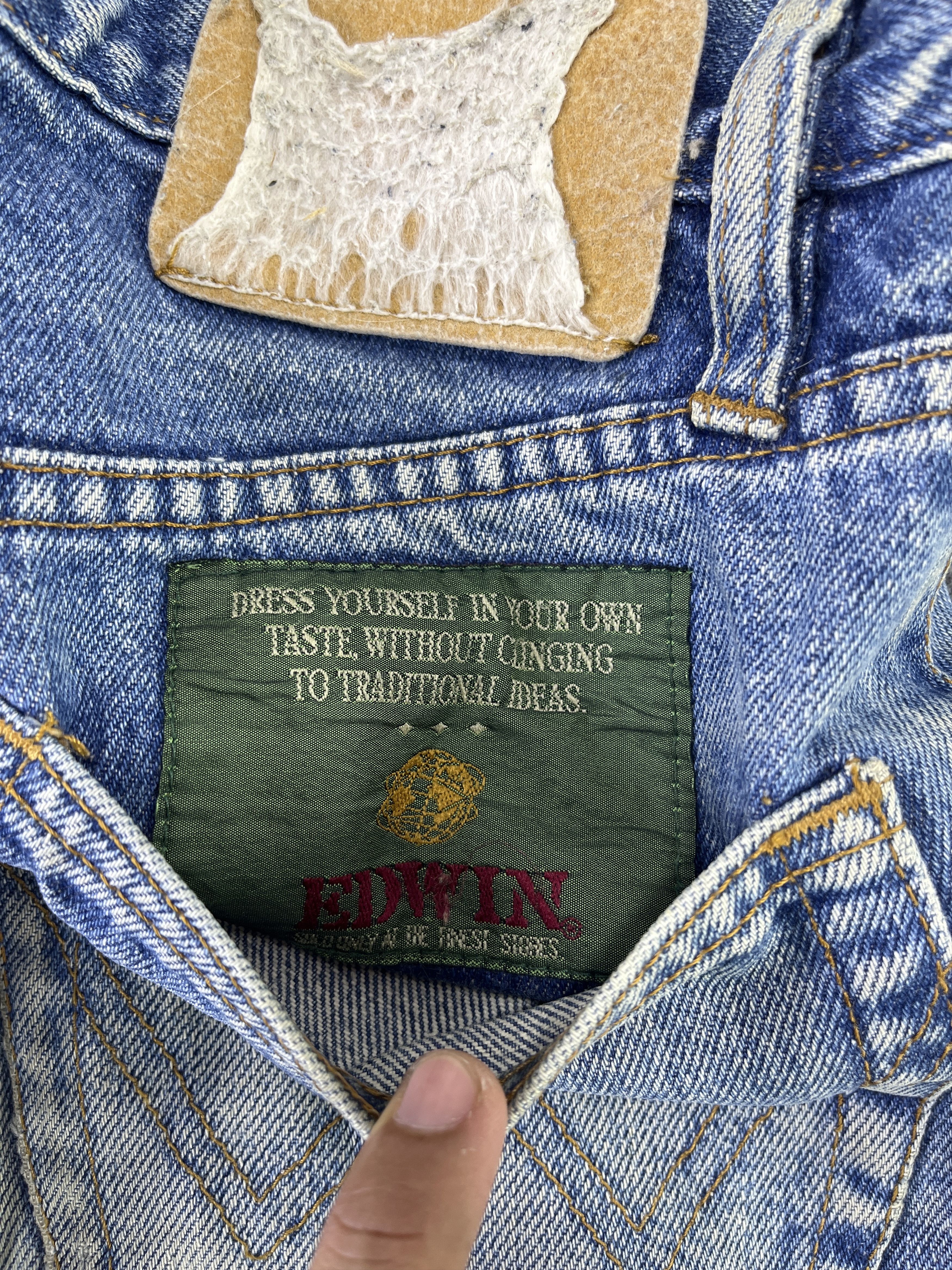 Edwin Edwin High Waisted Jeans Repair Denim - J792 Size 28" / US 6 / IT 42 - 15 Thumbnail