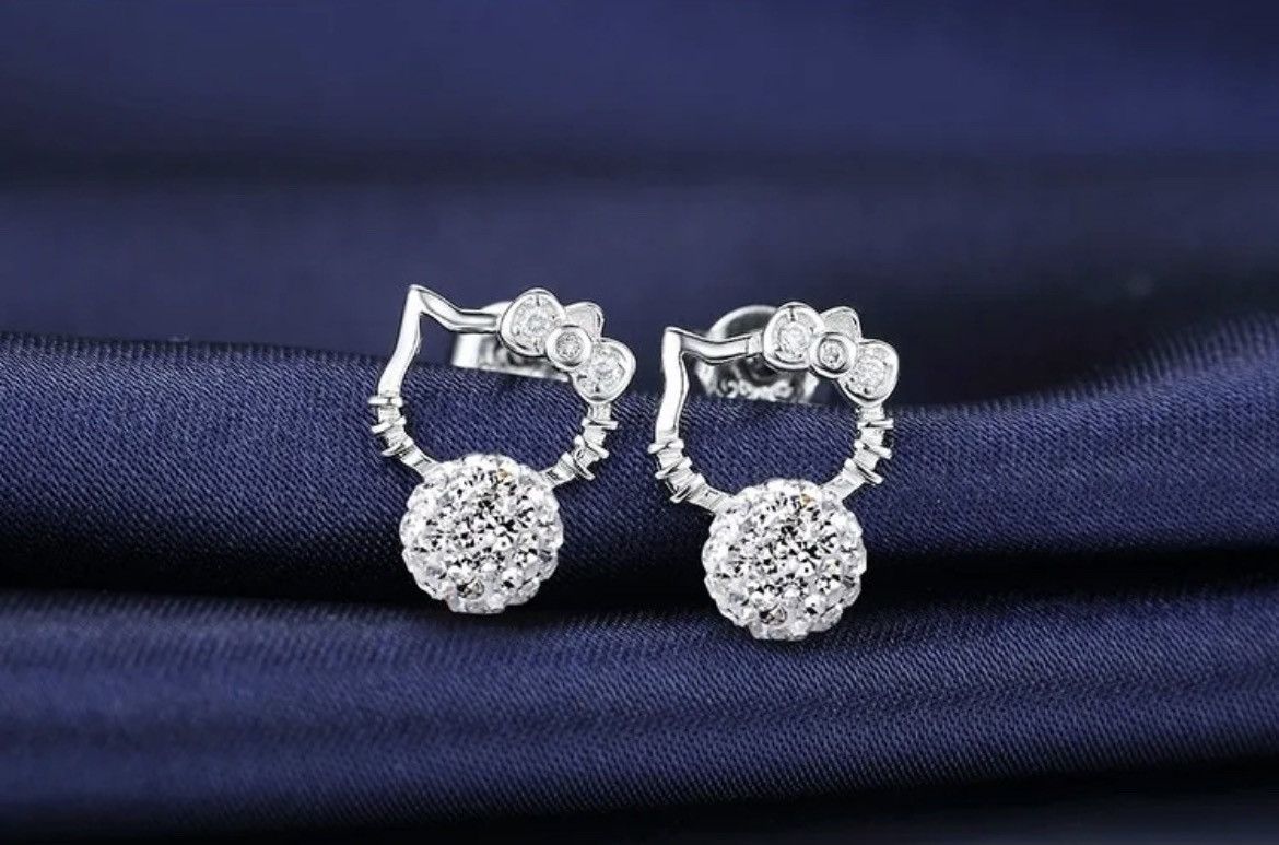 Other Silver Cubic Zirconia Stone Pearl earrings Size ONE SIZE - 1 Thumbnail