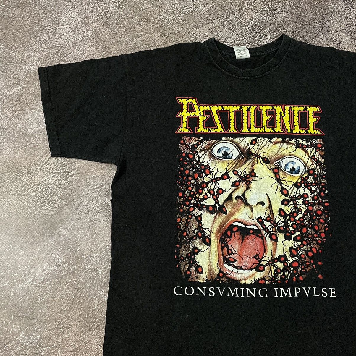 Vintage Vintage Y2K Pestilence Graphic Tee Punk Horror Grunge XL Size US XL / EU 56 / 4 - 5 Thumbnail