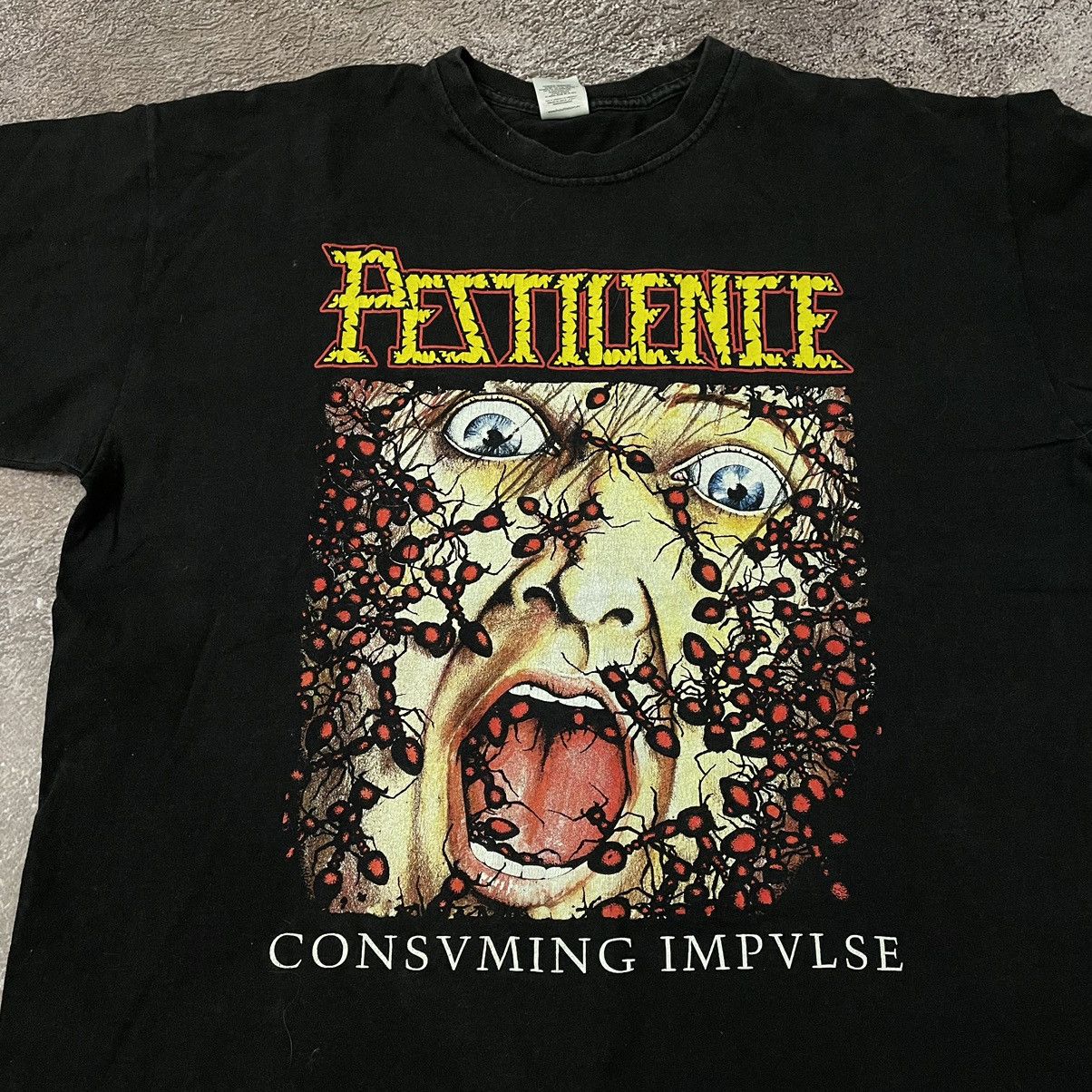 Vintage Vintage Y2K Pestilence Graphic Tee Punk Horror Grunge XL Size US XL / EU 56 / 4 - 2 Thumbnail