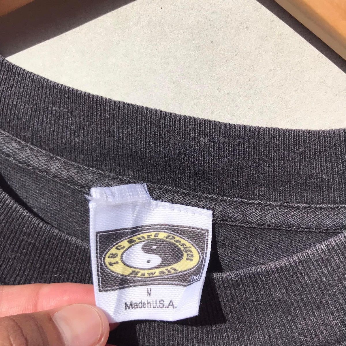 Vintage 🔥Accept Binding Offer🔥 Vintage T&C Surfboards Hawaiian Space Size US M / EU 48-50 / 2 - 5 Thumbnail