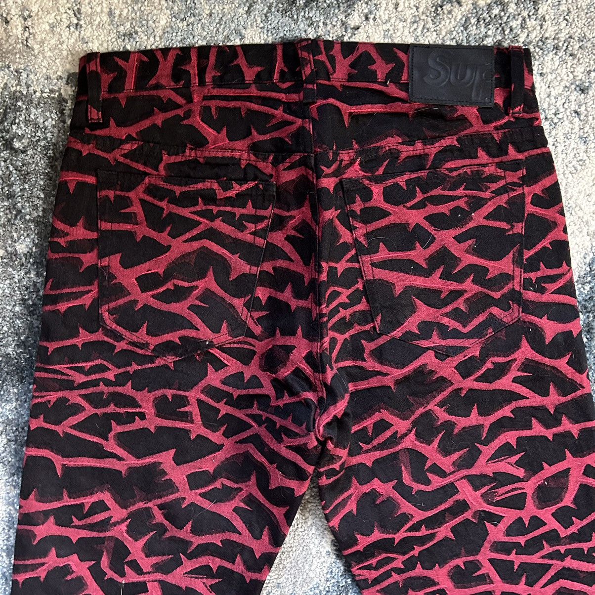 Supreme 2018 WOVEN JACQUARD THORN JEAN DENiM PANTS BLACK RED Size US 32 / EU 48 - 2 Thumbnail